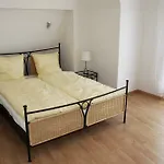 فندق Swiss Star Universitaetstrasse 3*