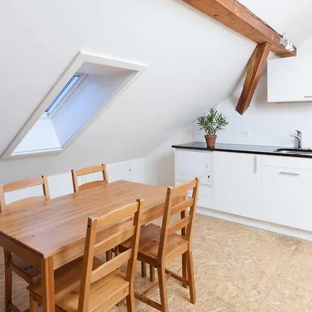 Swiss Star Universitaetstrasse Szálloda