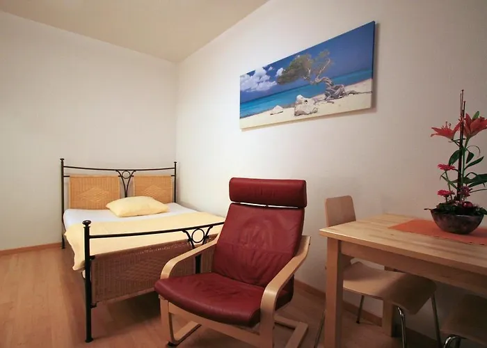 فندق Swiss Star Universitaetstrasse 3*