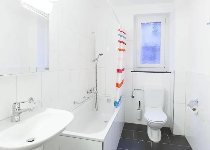 Swiss Star Universitaetstrasse