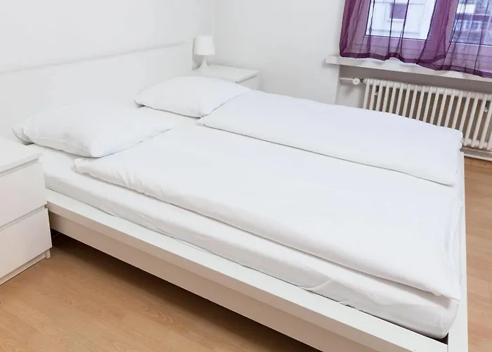 Szálloda Swiss Star Universitaetstrasse