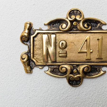 Swiss Star Universitaetstrasse 3*