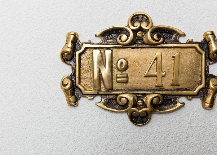 Swiss Star Universitaetstrasse 3*